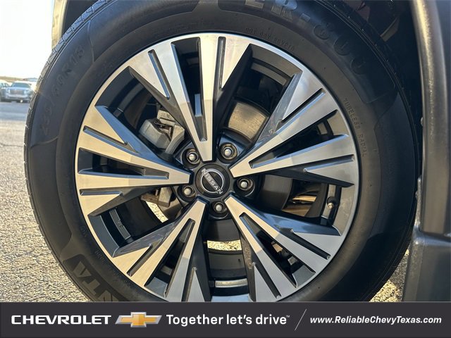 Used 2023 Nissan Rogue SV image 9