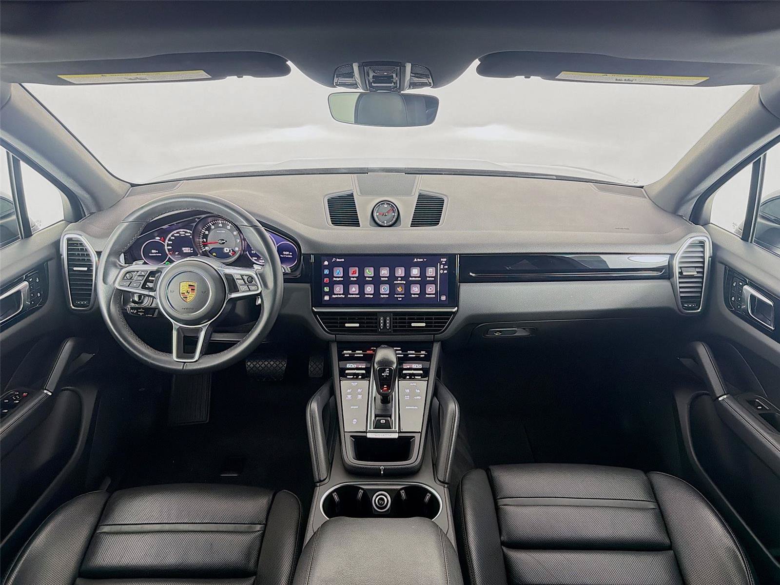 Certified 2023 Porsche Cayenne w/ Premium Package AWD/4WD image 16