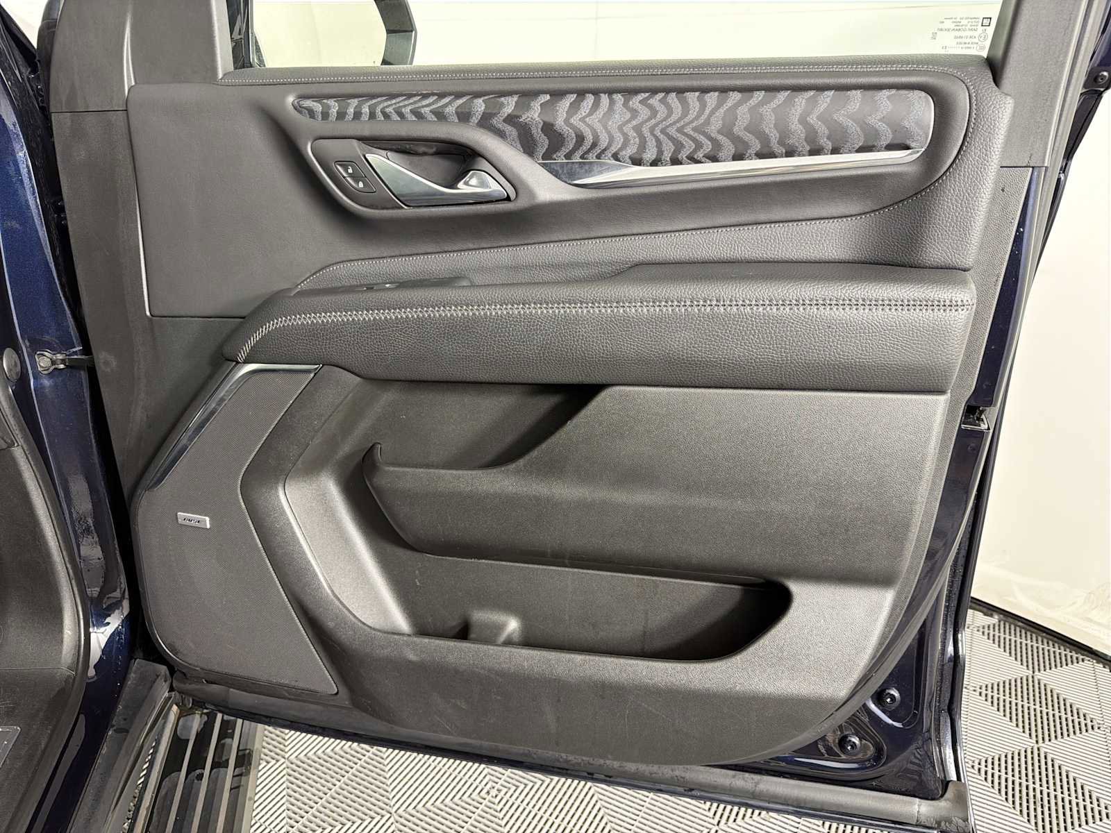 Certified 2023 GMC Yukon Denali AWD/4WD image 12