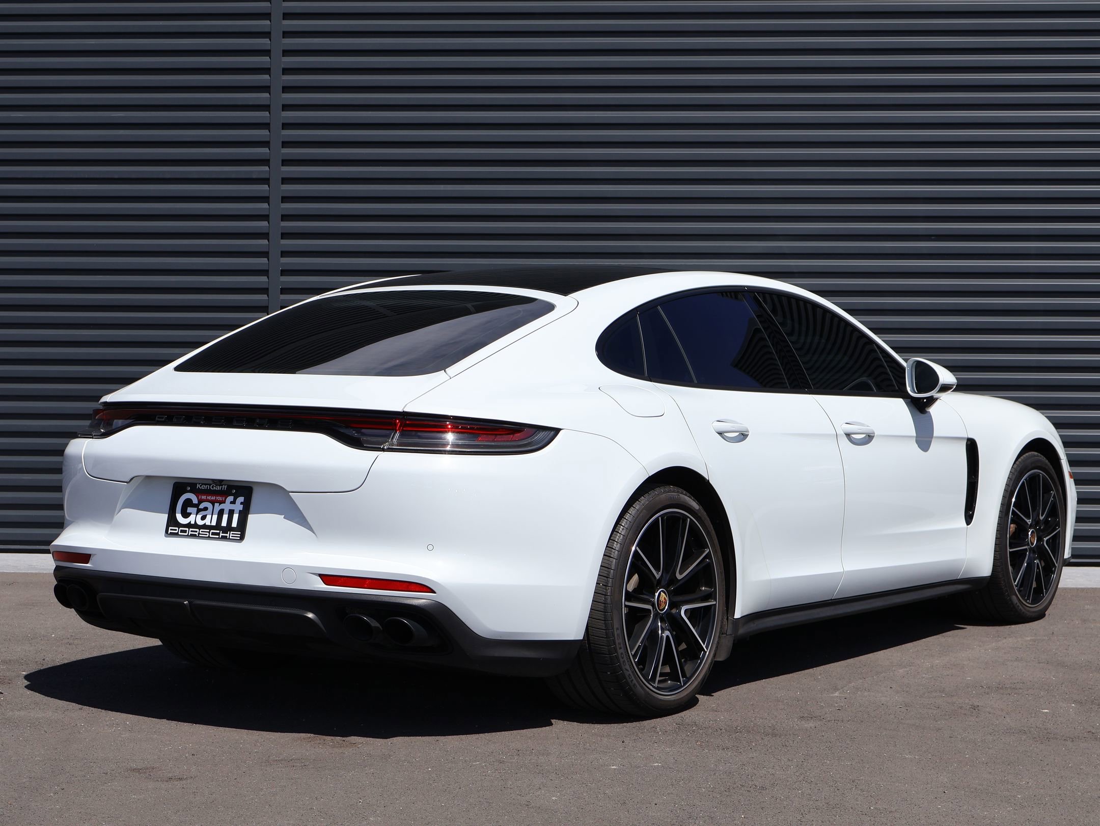 Used 2021 Porsche Panamera 4 image 9