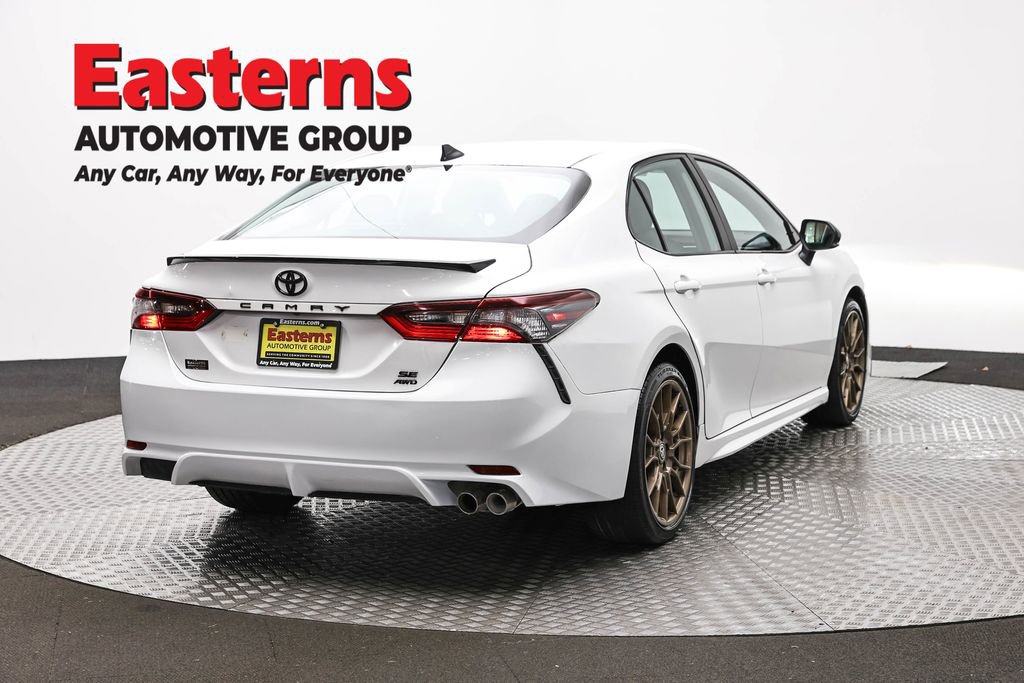 Used 2023 Toyota Camry SE AWD/4WD image 5