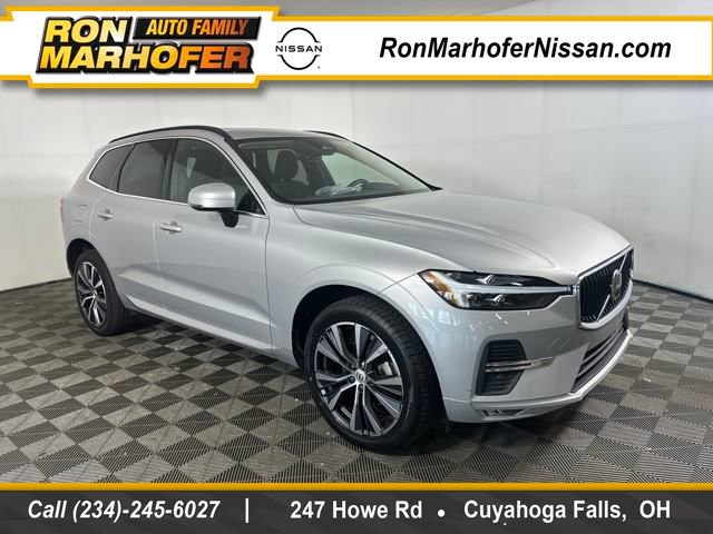 Used 2022 Volvo XC60 B5 Momentum image 1