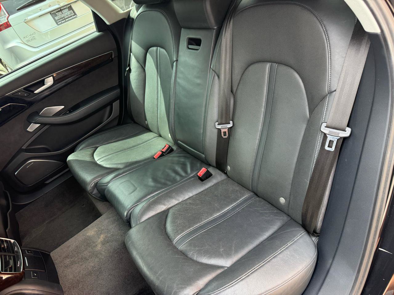 Used 2011 Audi A8 L 4.2 image 7