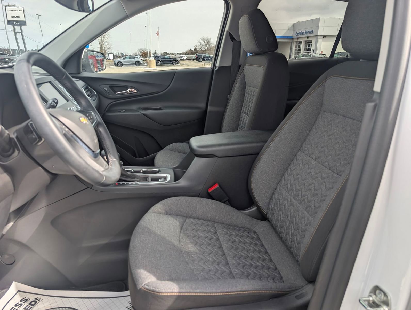 Used 2024 Chevrolet Equinox LT AWD/4WD image 10