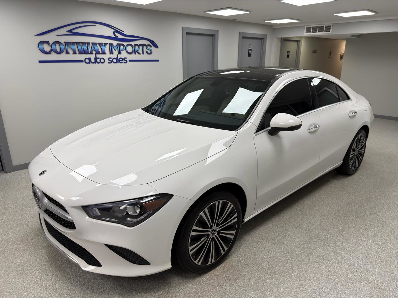 Used 2023 Mercedes-Benz CLA 250 4MATIC w/ Premium Package image 2