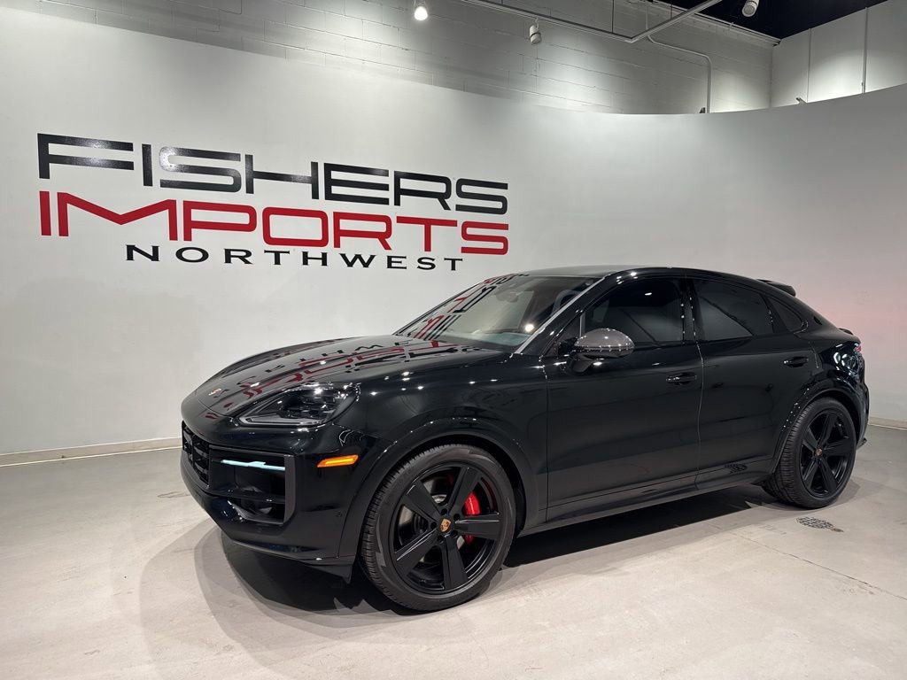 Used 2025 Porsche Cayenne GTS AWD/4WD image 8