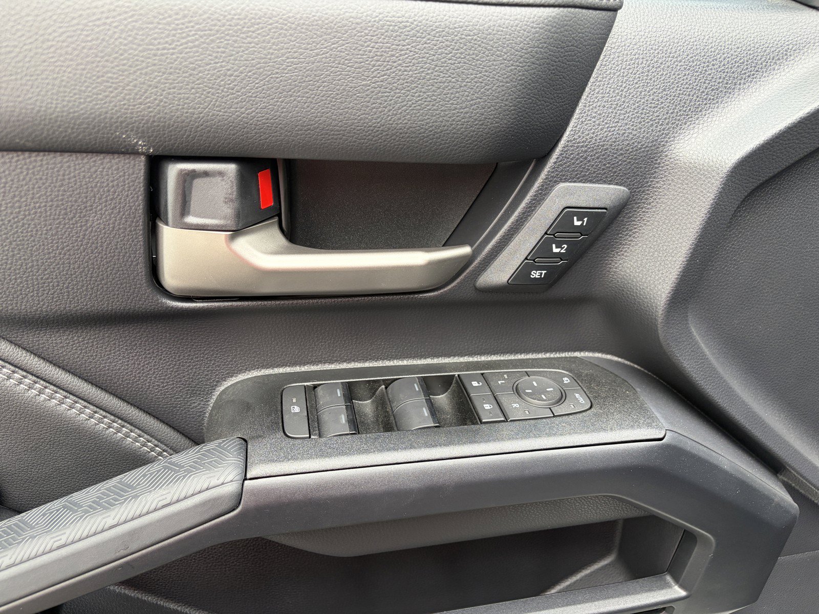 New 2026 Toyota 4Runner Limited AWD/4WD image 12