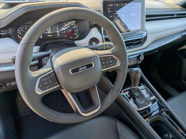 Used 2024 Jeep Compass Limited image 10