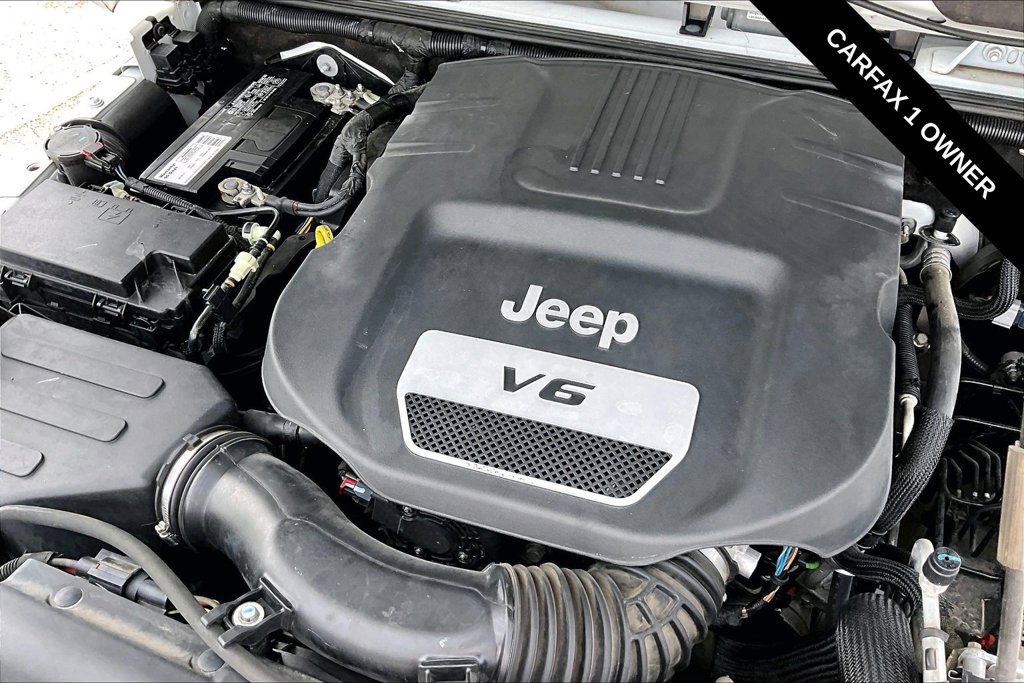 Used 2014 Jeep Wrangler Rubicon w/ Power Convenience Group AWD/4WD image 28