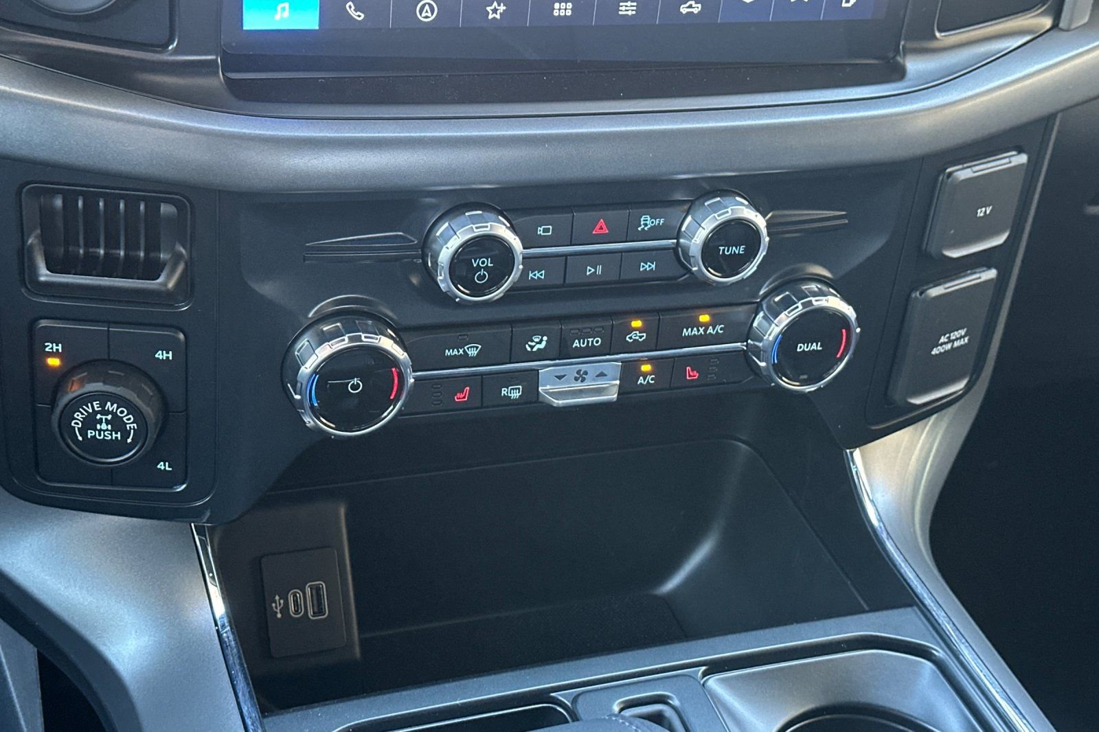 New 2026 Ford F150 XLT w/ Equipment Group 302A MID image 20