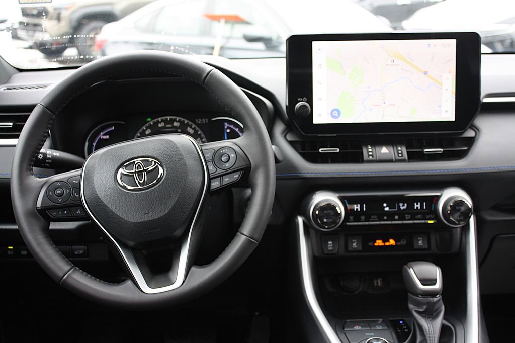 Used 2025 Toyota RAV4 XSE w/ Weather Package AWD/4WD image 13