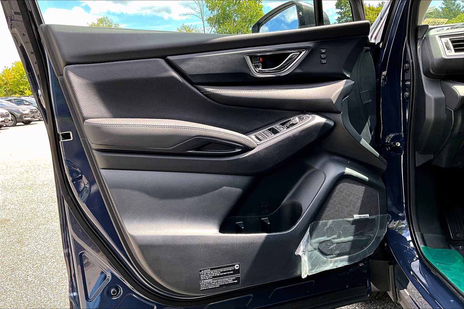 New 2025 Subaru Ascent Limited image 10