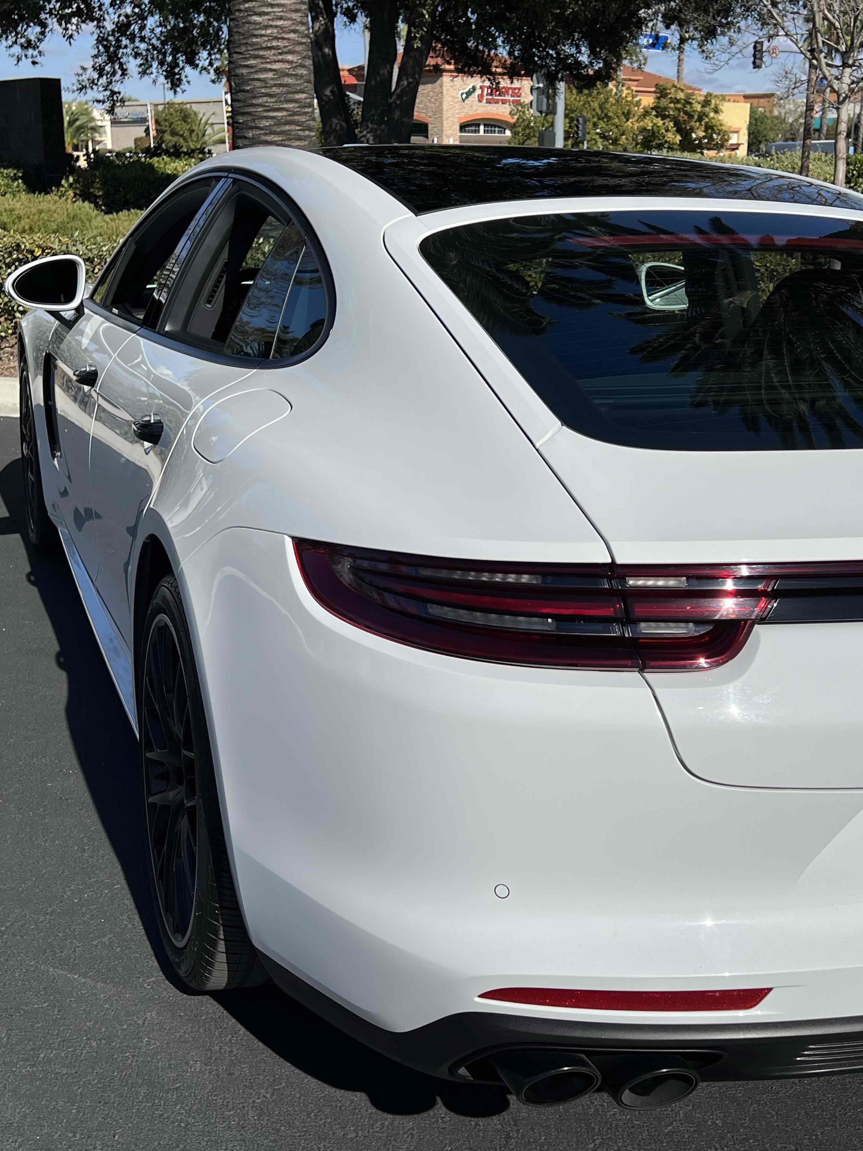 Used 2020 Porsche Panamera 4 image 52