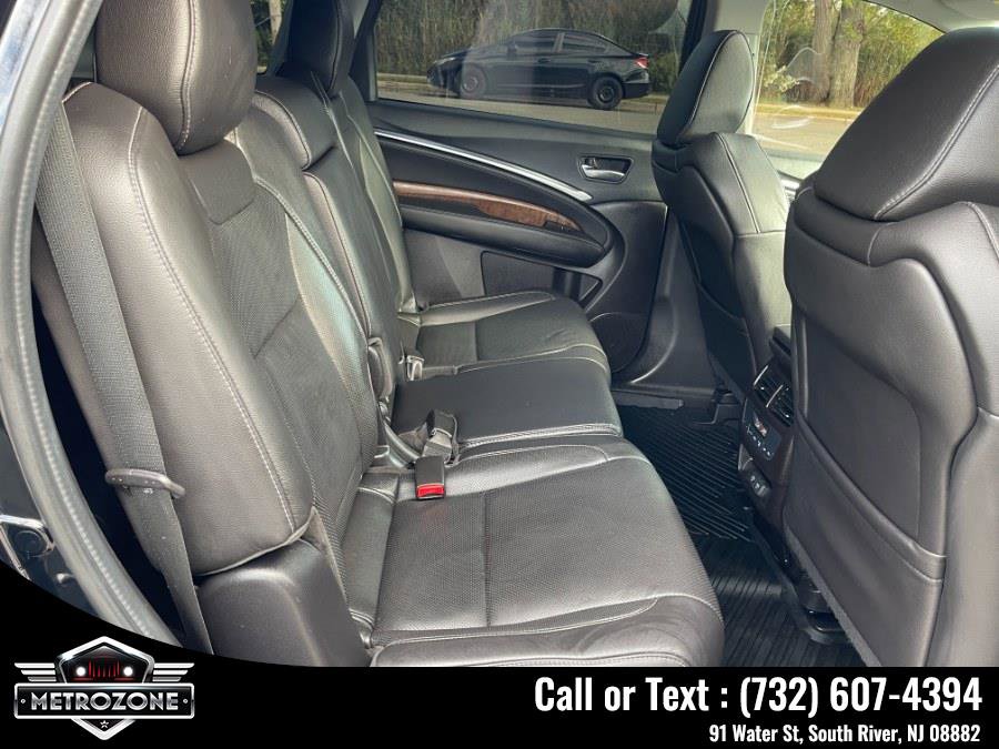 Used 2020 Acura MDX SH-AWD w/Technology Pkg image 23