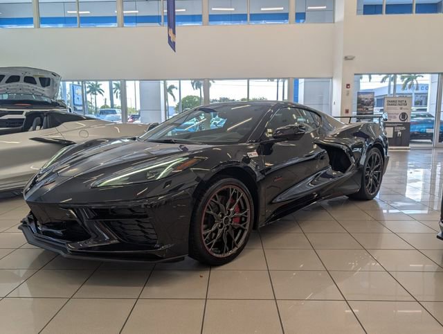 Used 2023 Chevrolet Corvette Stingray Premium Cpe w/ Z51 Performance Package RWD image 3