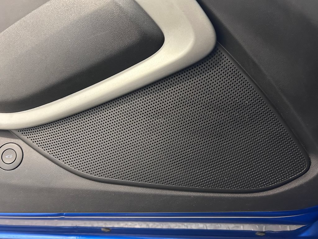 Used 2017 Chevrolet Camaro SS RWD image 6