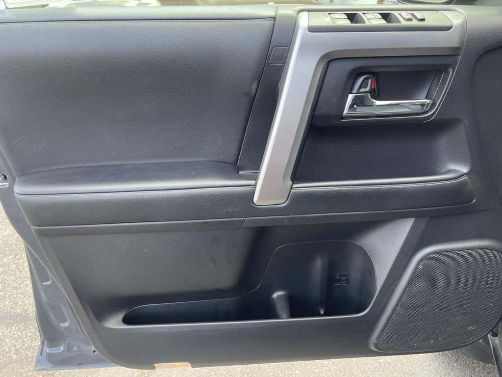 Used 2024 Toyota 4Runner SR5 Premium w/ Moonroof Package AWD/4WD image 17
