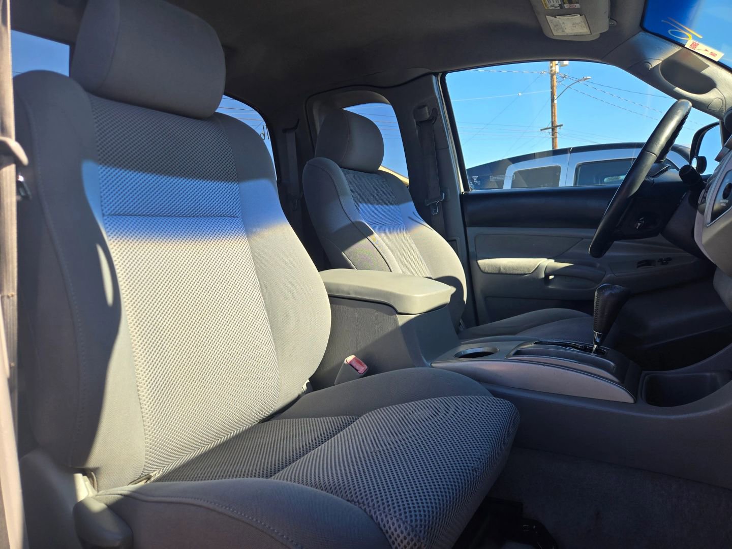 Used 2006 Toyota Tacoma PreRunner RWD image 16
