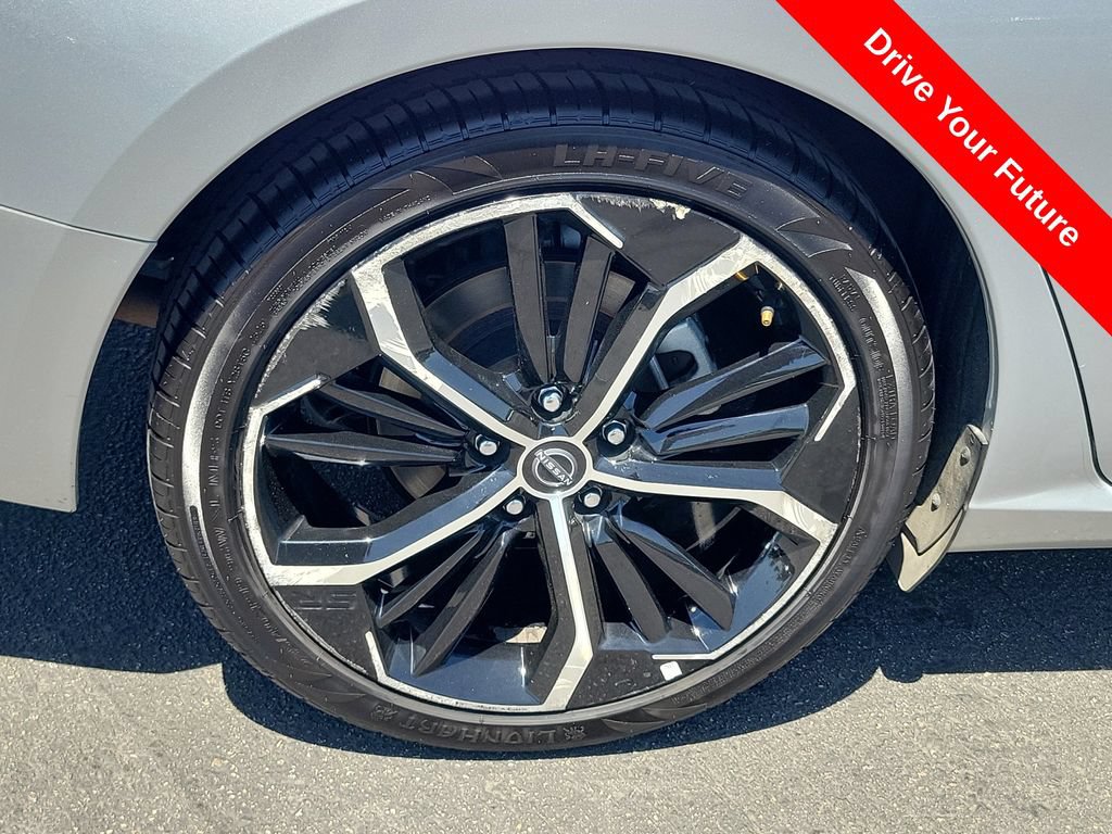 Used 2023 Nissan Altima 2.5 SR FWD image 29
