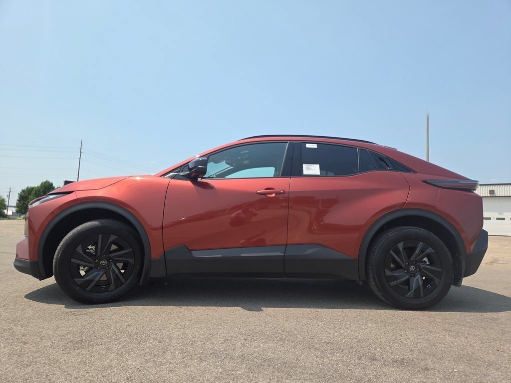 New 2026 Toyota C-HR AWD/4WD image 19