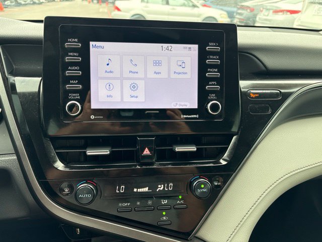 Used 2023 Toyota Camry SE FWD image 16