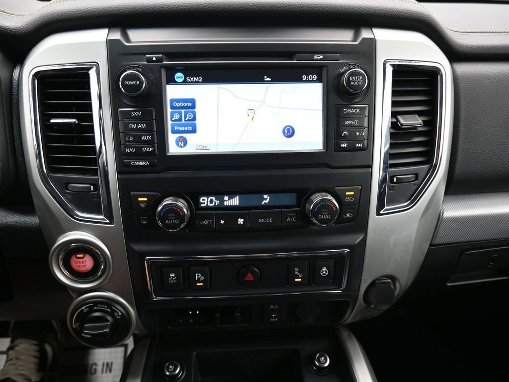 Used 2018 Nissan Titan PRO-4X w/ Pro-4x Convenience Package image 25