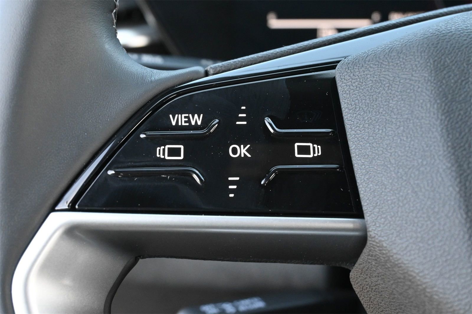 Certified 2025 Audi Q5 Premium w/ Convenience Package image 6