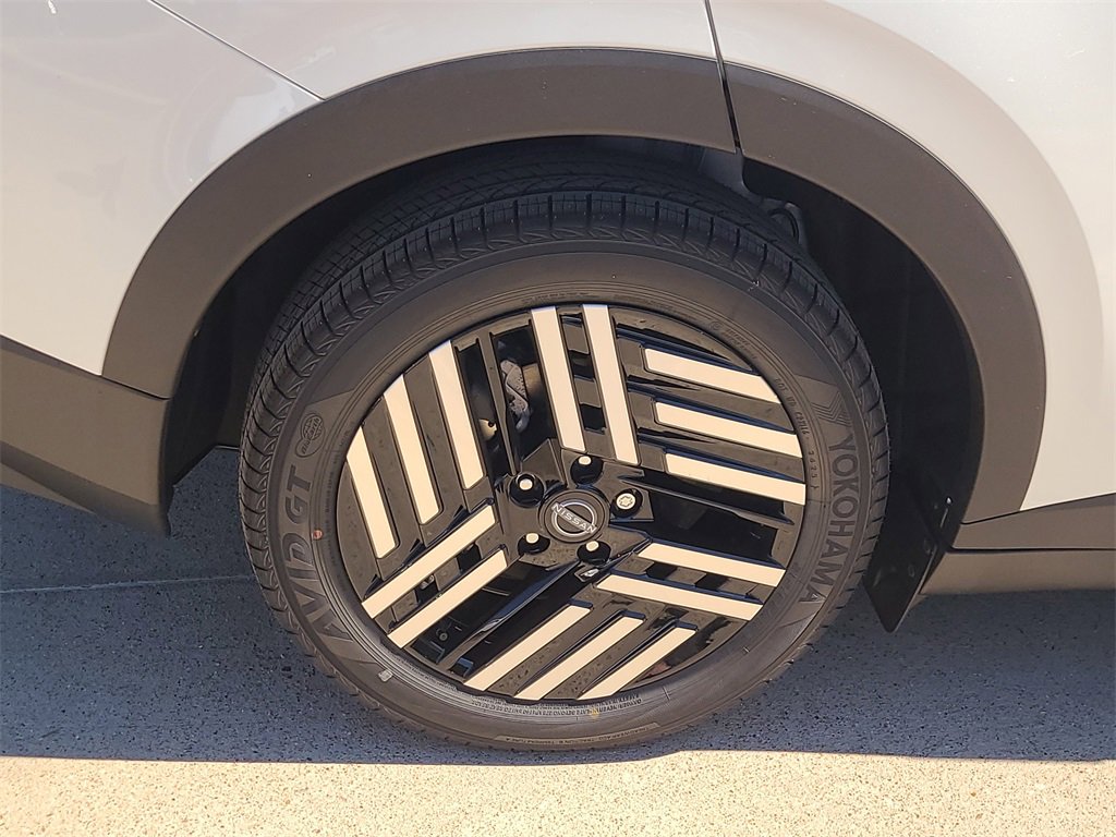 New 2026 Nissan Leaf SV+ image 6