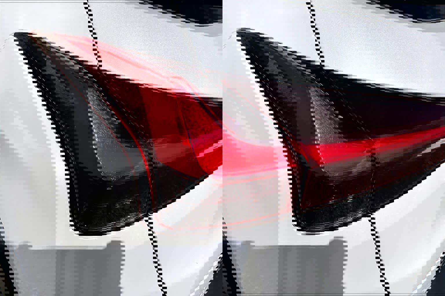 Used 2020 Lexus UX 250h w/ Premium Package image 27