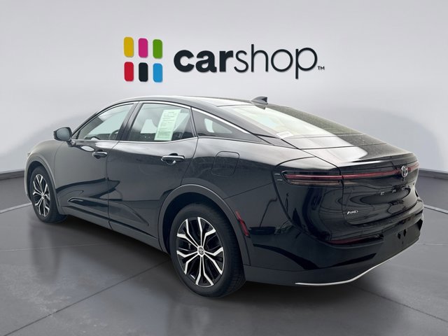 Used 2023 Toyota Crown AWD/4WD image 3