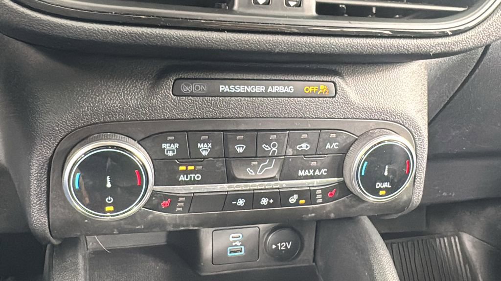 Used 2023 Ford Escape ST-Line image 27