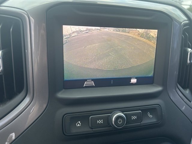 Used 2020 Chevrolet Silverado 1500 Custom w/ Custom Value Package image 10