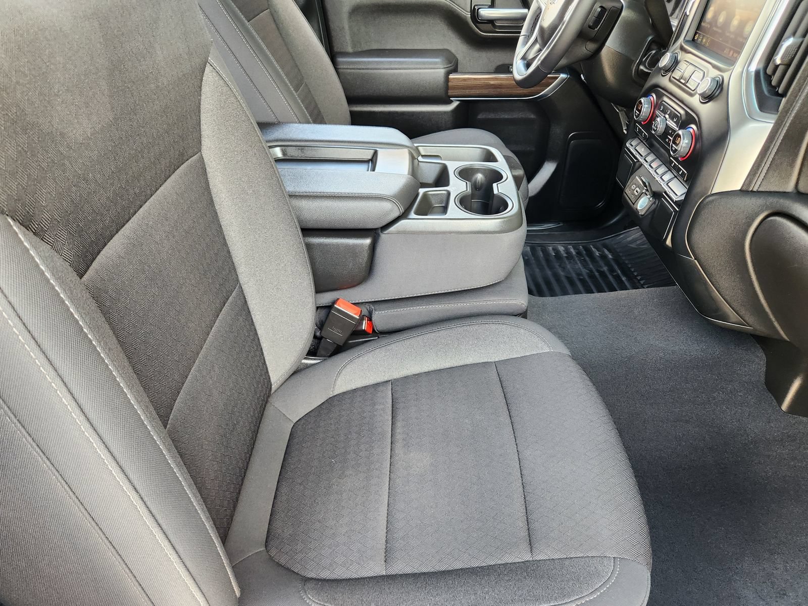 Used 2022 Chevrolet Silverado 1500 RST w/ Safety Package AWD/4WD image 15