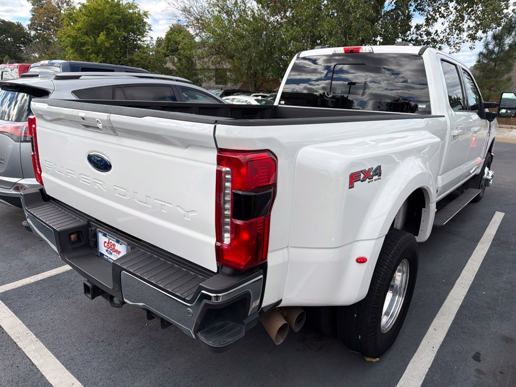 Used 2024 Ford F350 Lariat w/ Lariat Ultimate Package AWD/4WD image 5