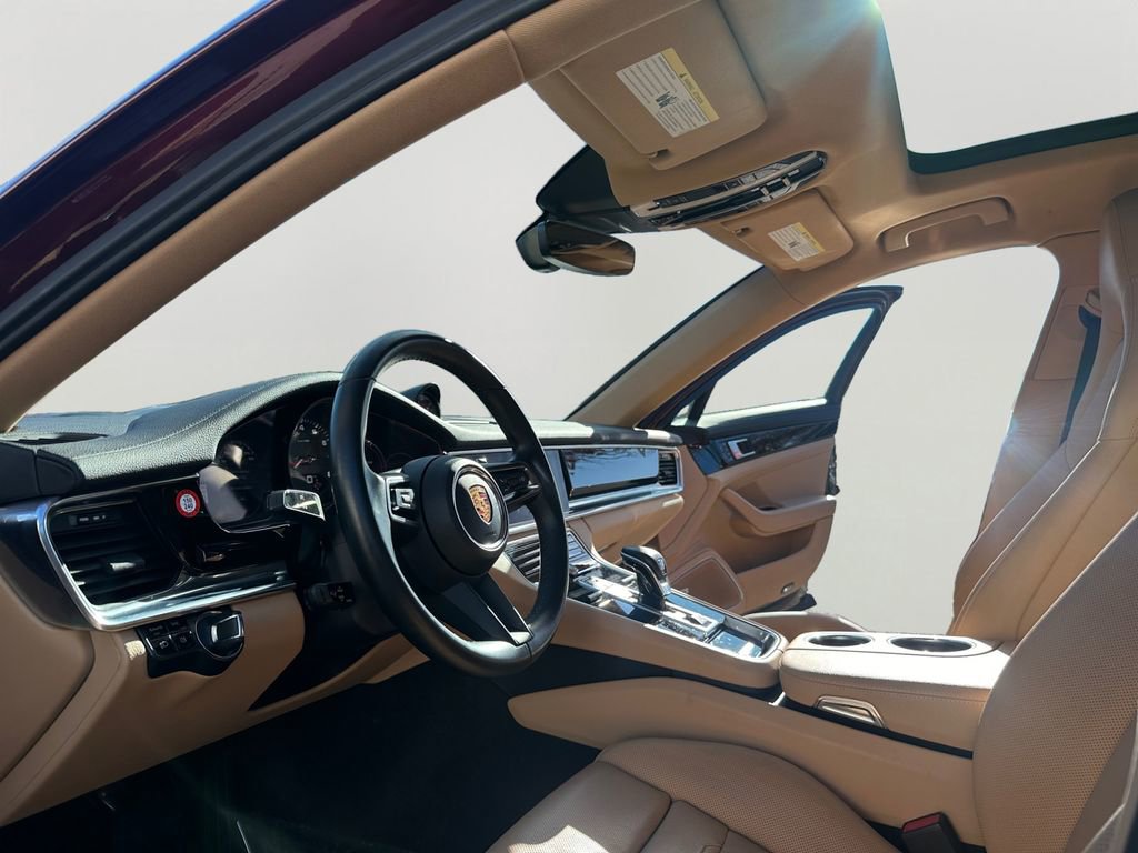 Used 2021 Porsche Panamera 4 image 9