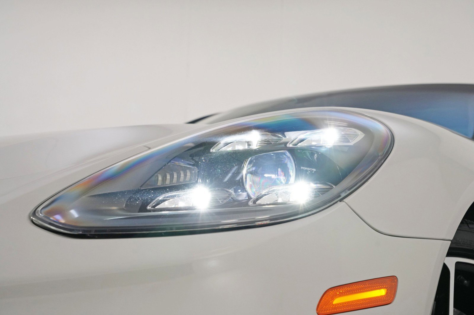 Used 2022 Porsche Panamera Turbo S w/ Premium Package image 65