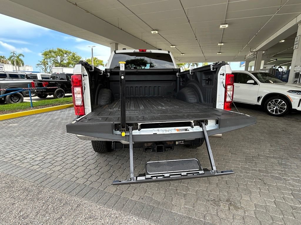 Used 2021 Ford F250 Lariat w/ Lariat Ultimate Package AWD/4WD image 33