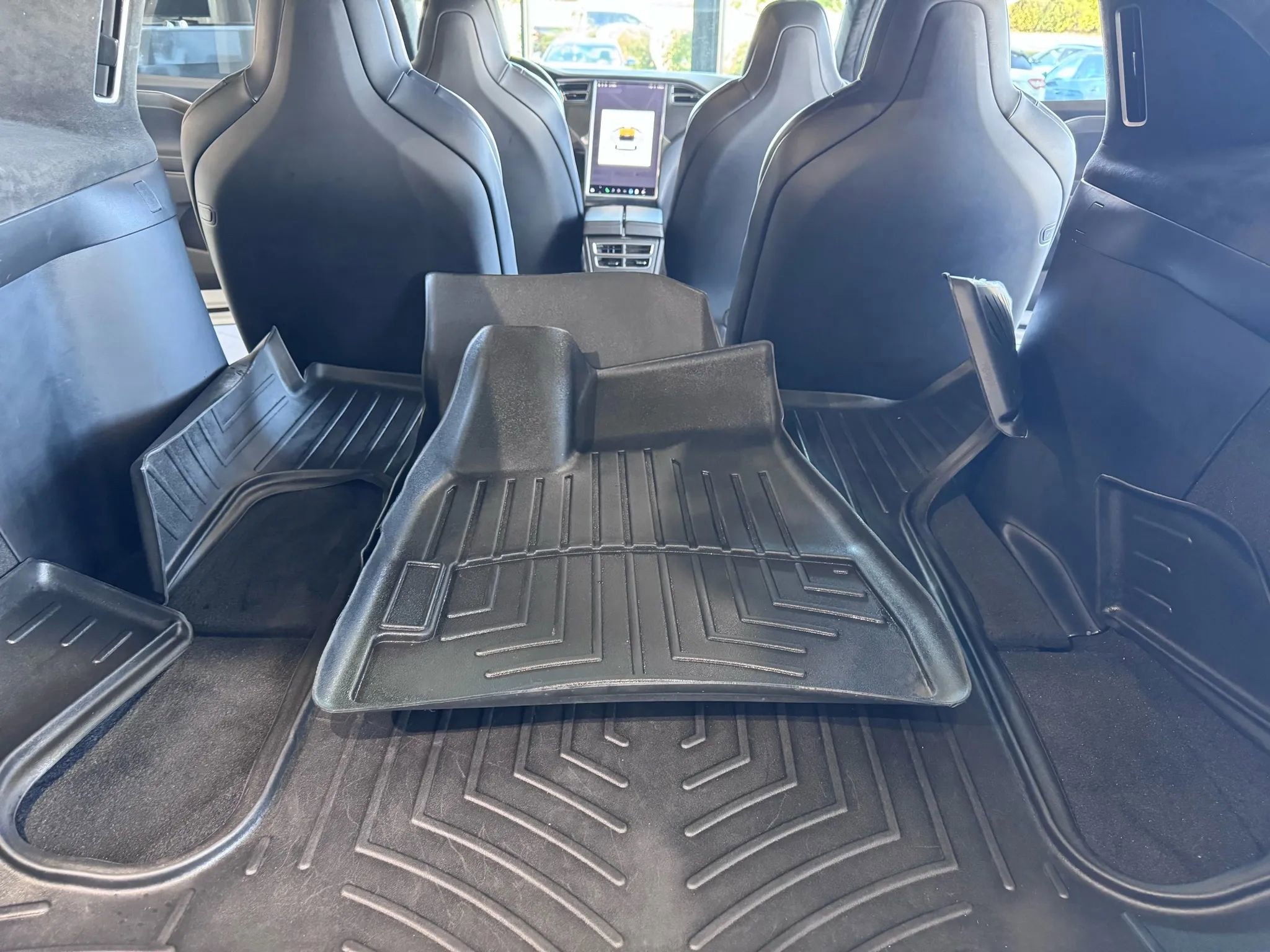 Used 2017 Tesla Model X 75D image 26