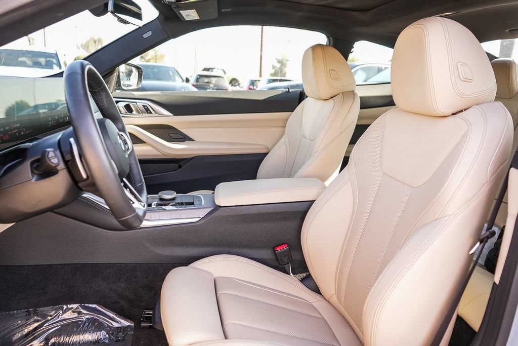 Used 2026 BMW 430i Coupe w/ M Sport Package RWD image 18
