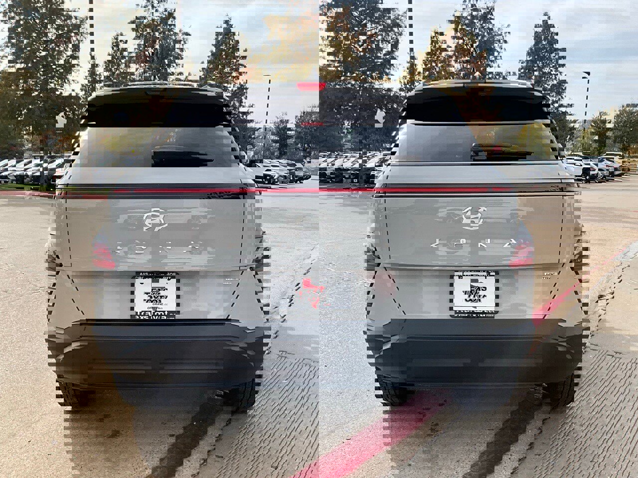 Used 2025 Hyundai Kona SEL image 7