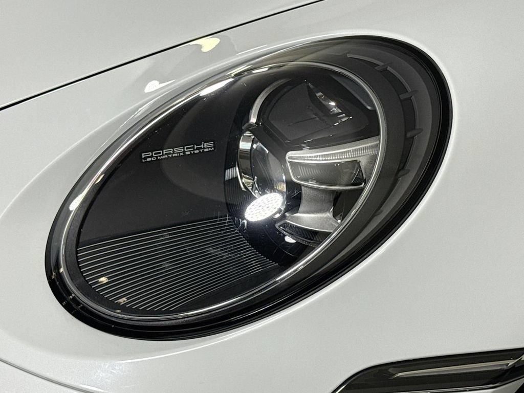 Used 2022 Porsche 911 Turbo S AWD/4WD image 28