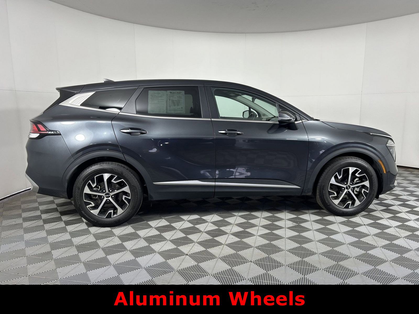 Certified 2024 Kia Sportage EX image 8