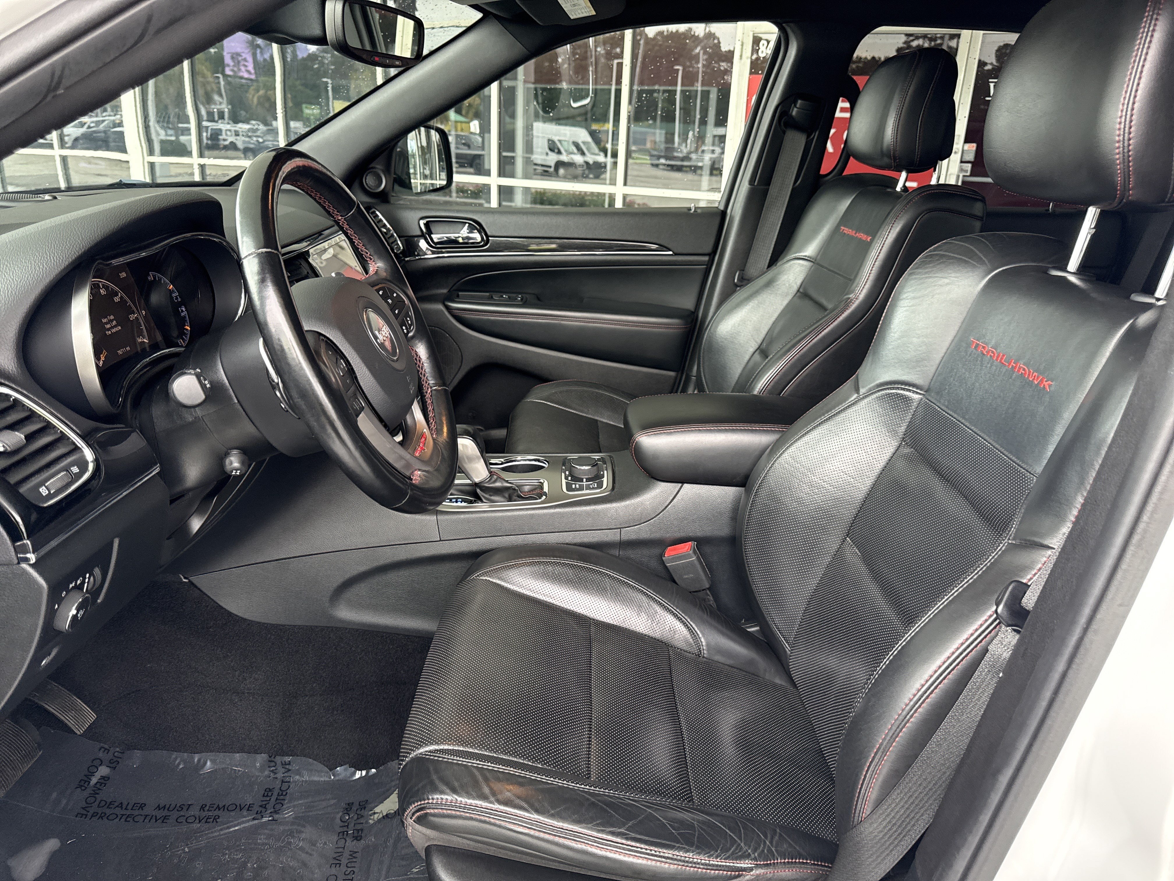 Used 2020 Jeep Grand Cherokee Trailhawk w/ Trailhawk Luxury Group AWD/4WD image 15