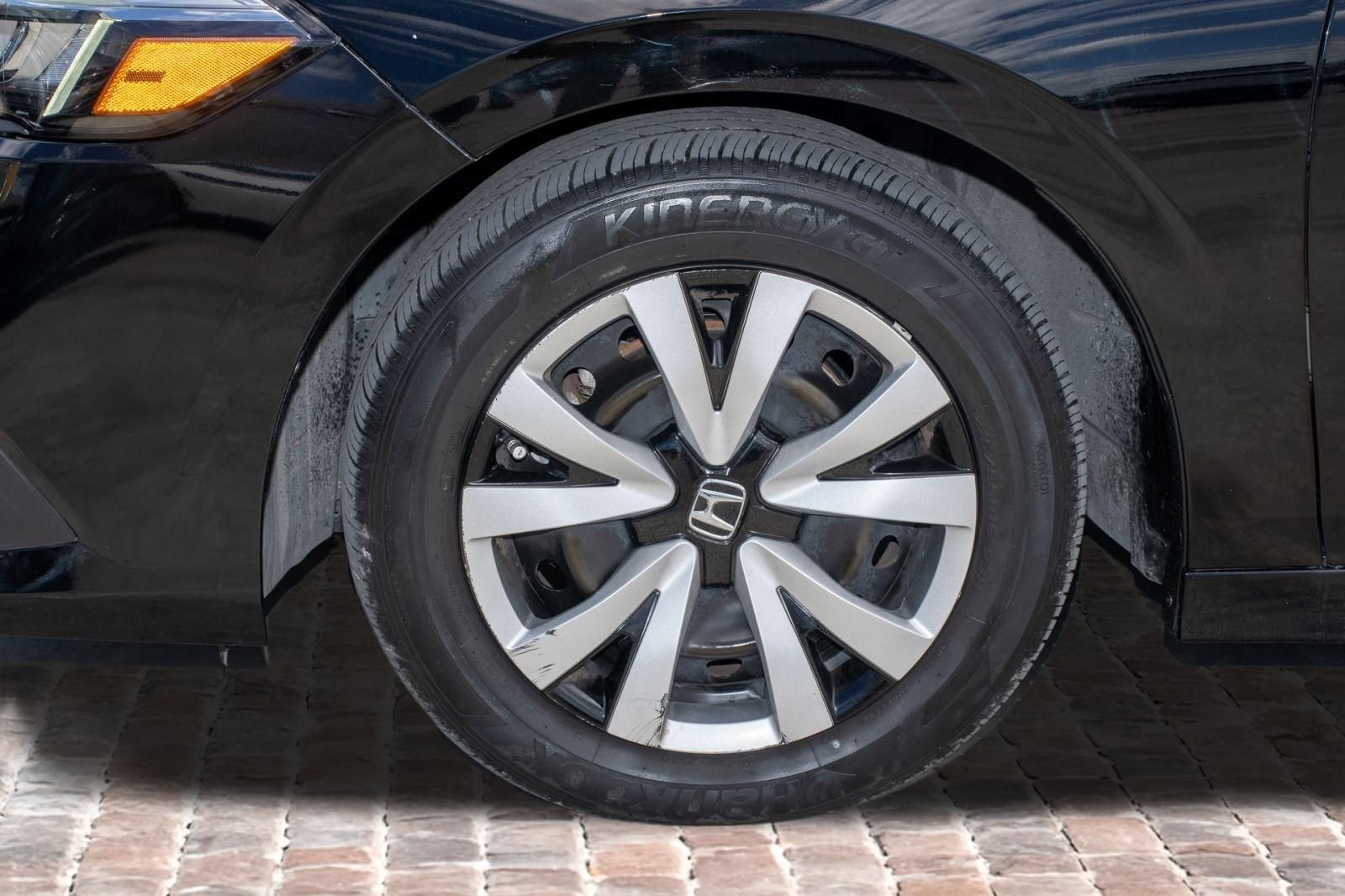 Used 2023 Honda Civic LX image 39