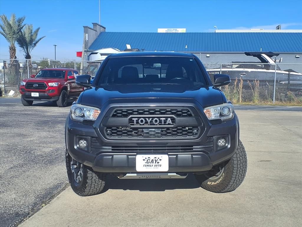 Used 2018 Toyota Tacoma TRD Off-Road image 18