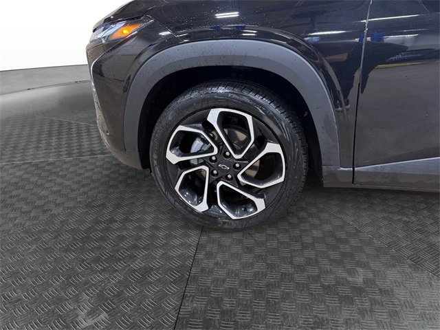Used 2025 Chevrolet Trax RS w/ Sunroof Package image 14