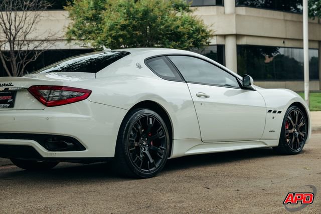 Used 2013 Maserati GranTurismo Sport image 40