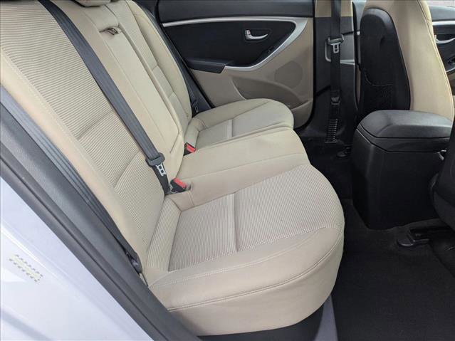 Used 2016 Hyundai Elantra GT image 17