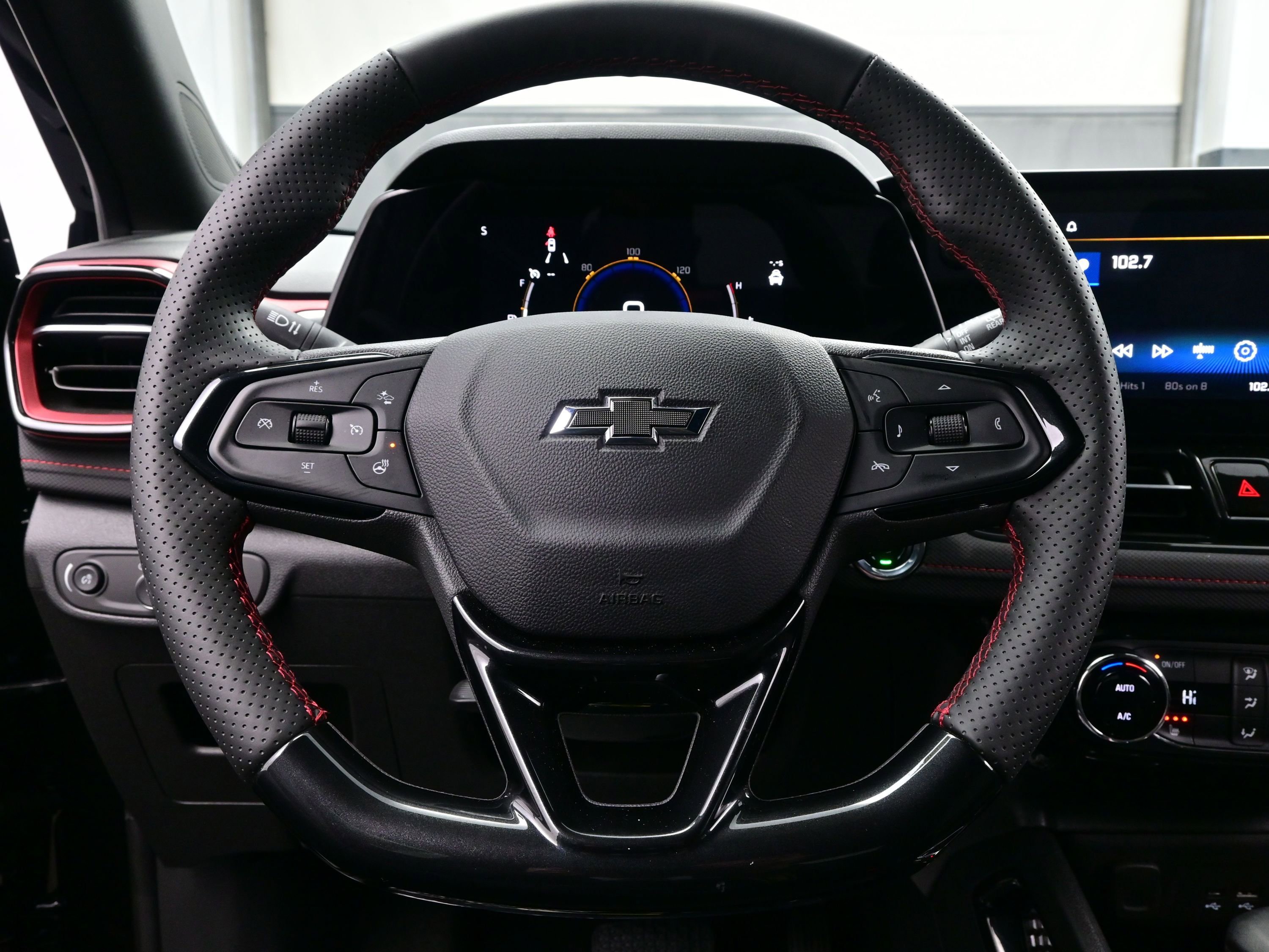 Used 2026 Chevrolet TrailBlazer RS w/ Convenience Package image 24