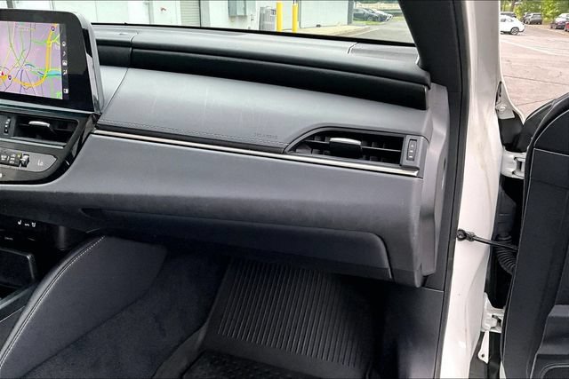 Certified 2022 Lexus ES 350 w/ Premium Package FWD image 26